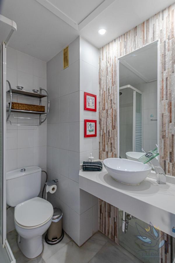 Apartment In Puerto Marina With Beautiful Views Of The Sea And The Boats 贝纳尔马德纳 外观 照片