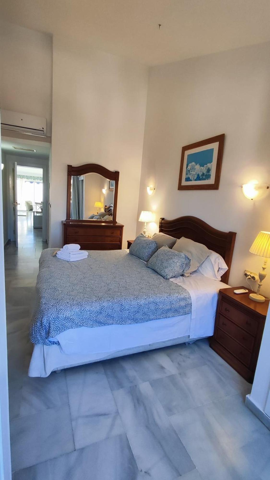 Apartment In Puerto Marina With Beautiful Views Of The Sea And The Boats 贝纳尔马德纳 外观 照片