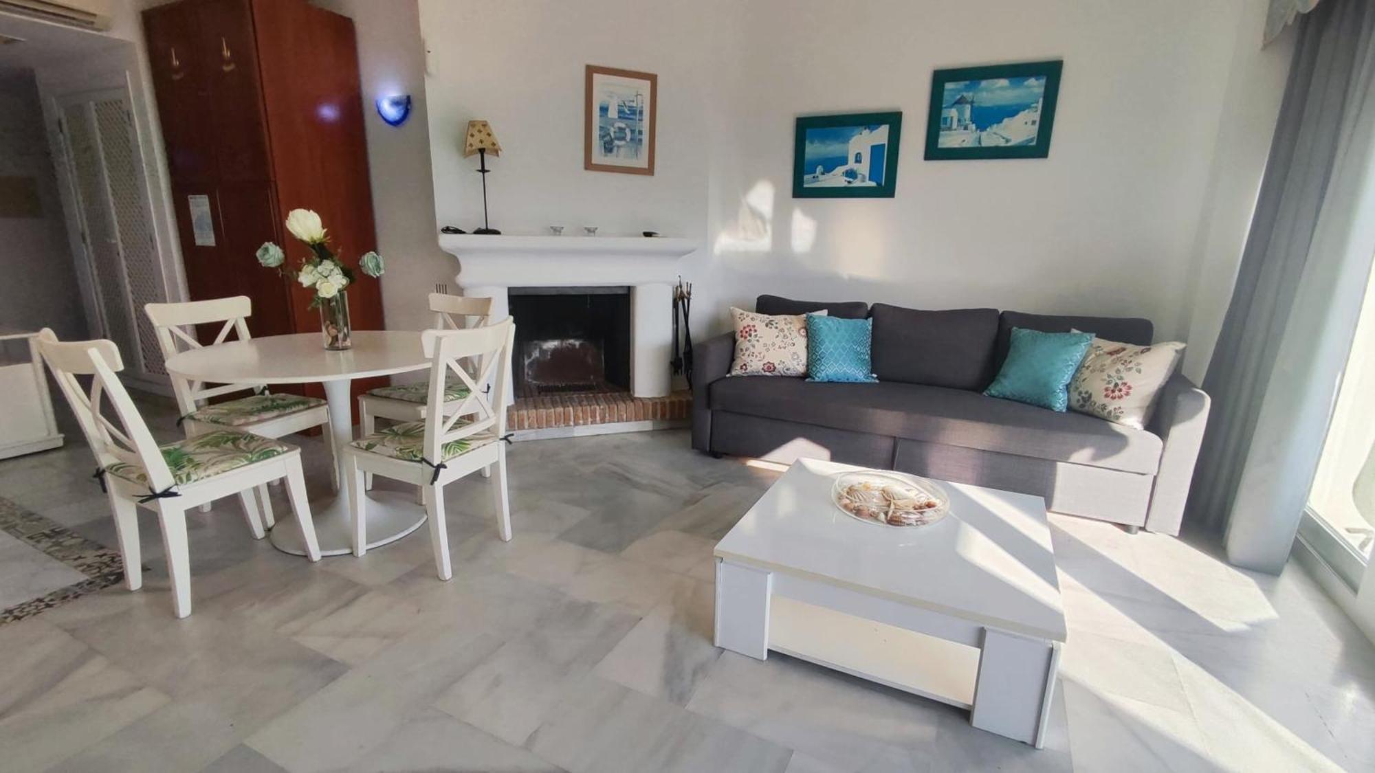 Apartment In Puerto Marina With Beautiful Views Of The Sea And The Boats 贝纳尔马德纳 外观 照片