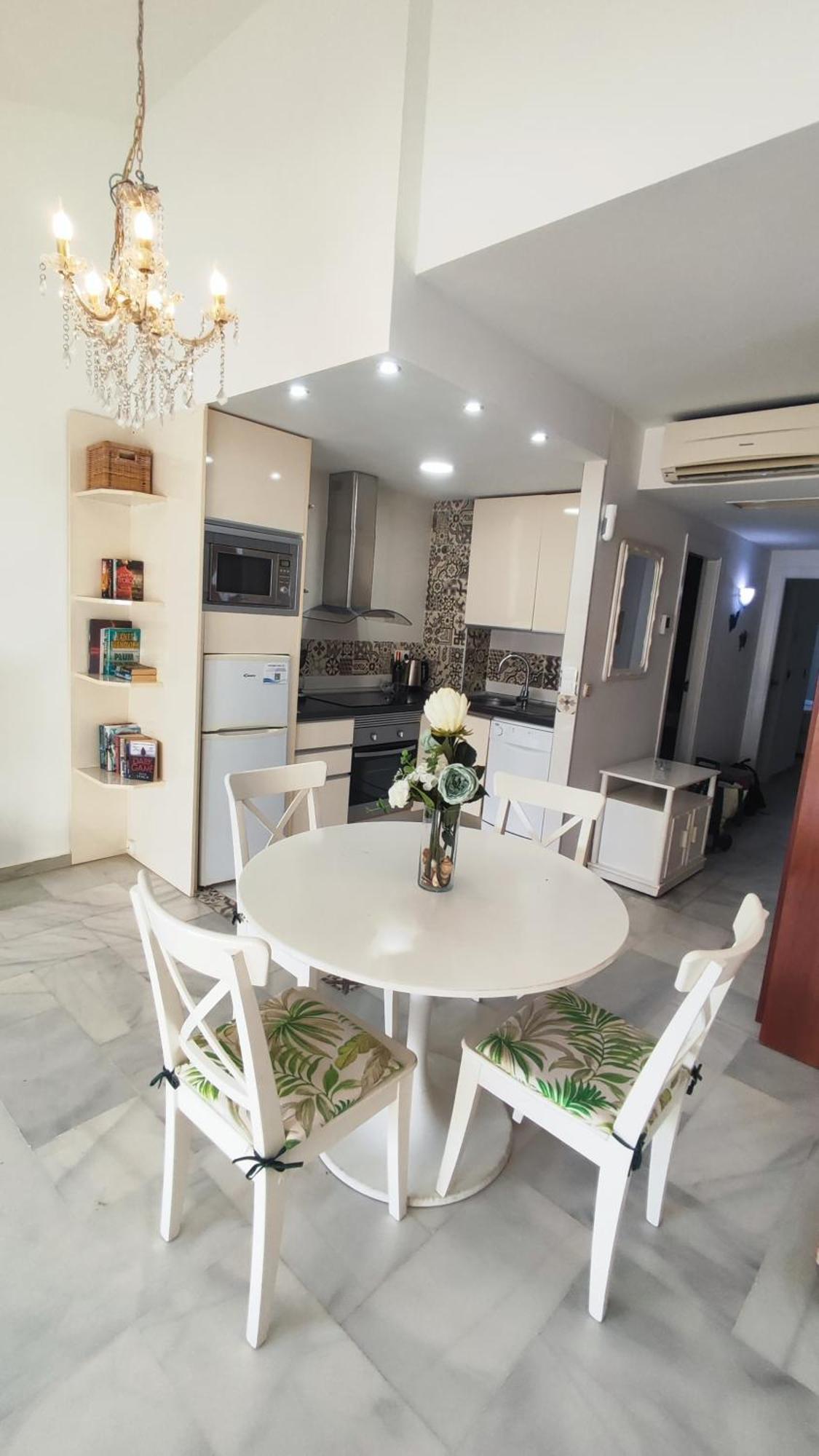 Apartment In Puerto Marina With Beautiful Views Of The Sea And The Boats 贝纳尔马德纳 外观 照片